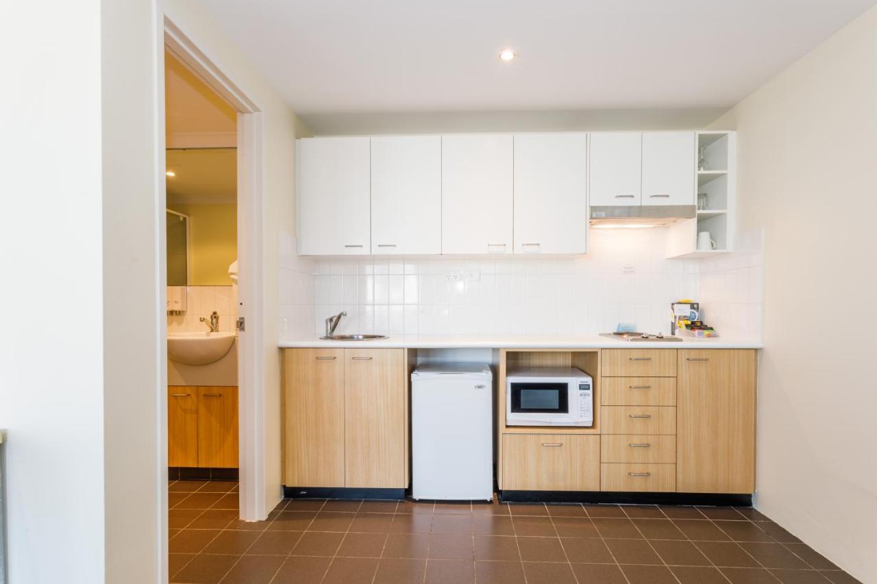 Perth Ascot Central Apartment Hotel Official מראה חיצוני תמונה