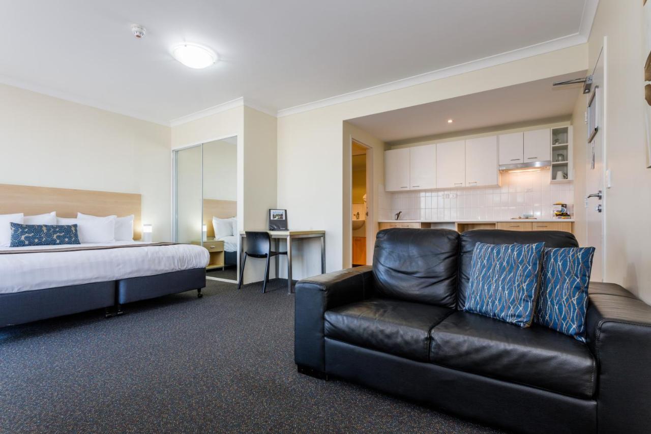 Perth Ascot Central Apartment Hotel Official מראה חיצוני תמונה