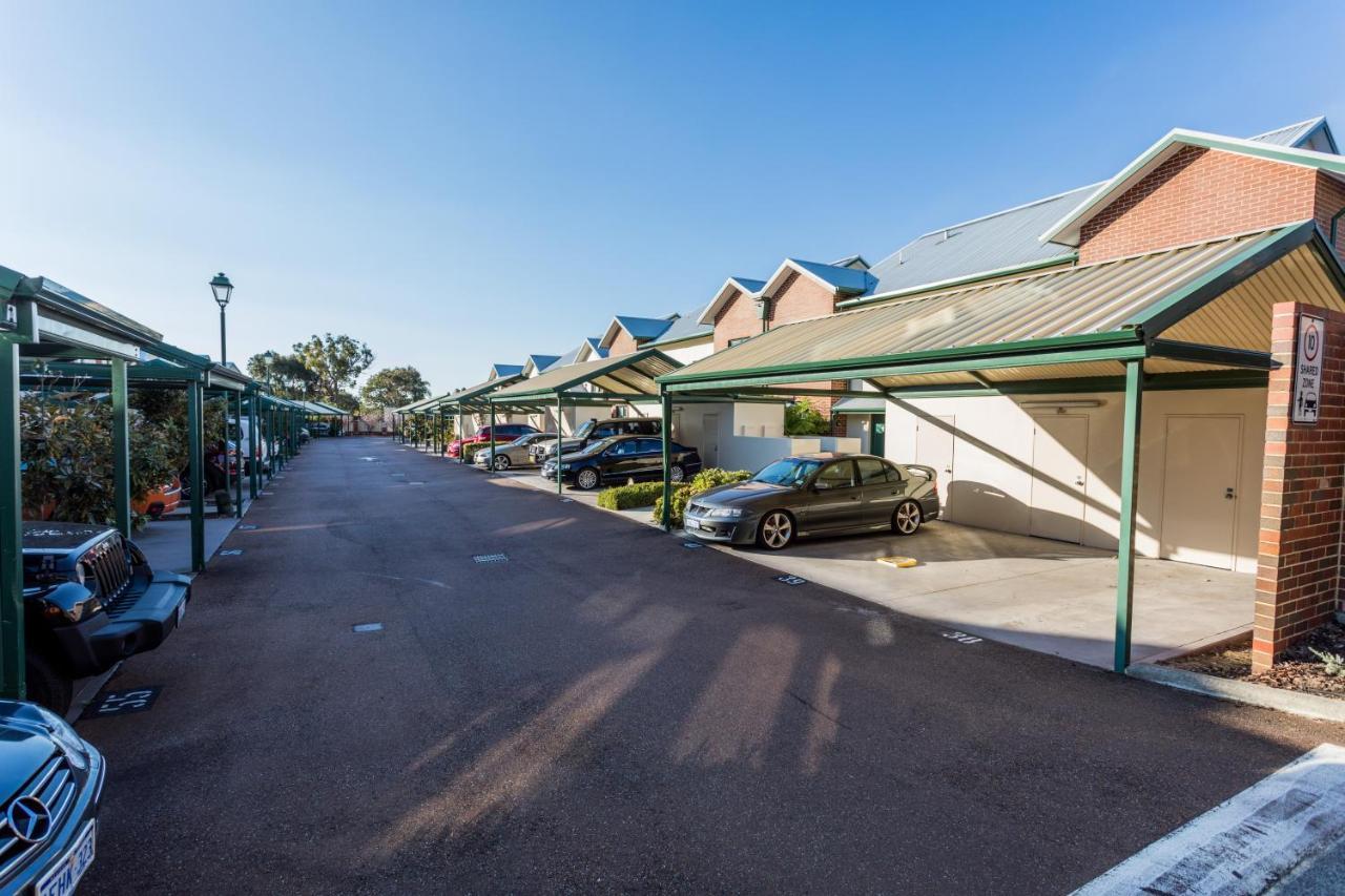 Perth Ascot Central Apartment Hotel Official מראה חיצוני תמונה