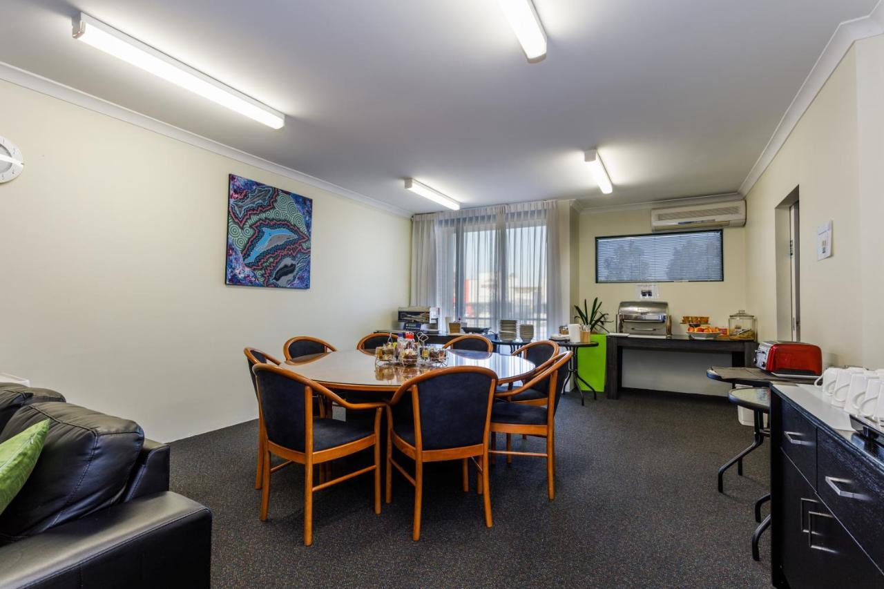 Perth Ascot Central Apartment Hotel Official מראה חיצוני תמונה