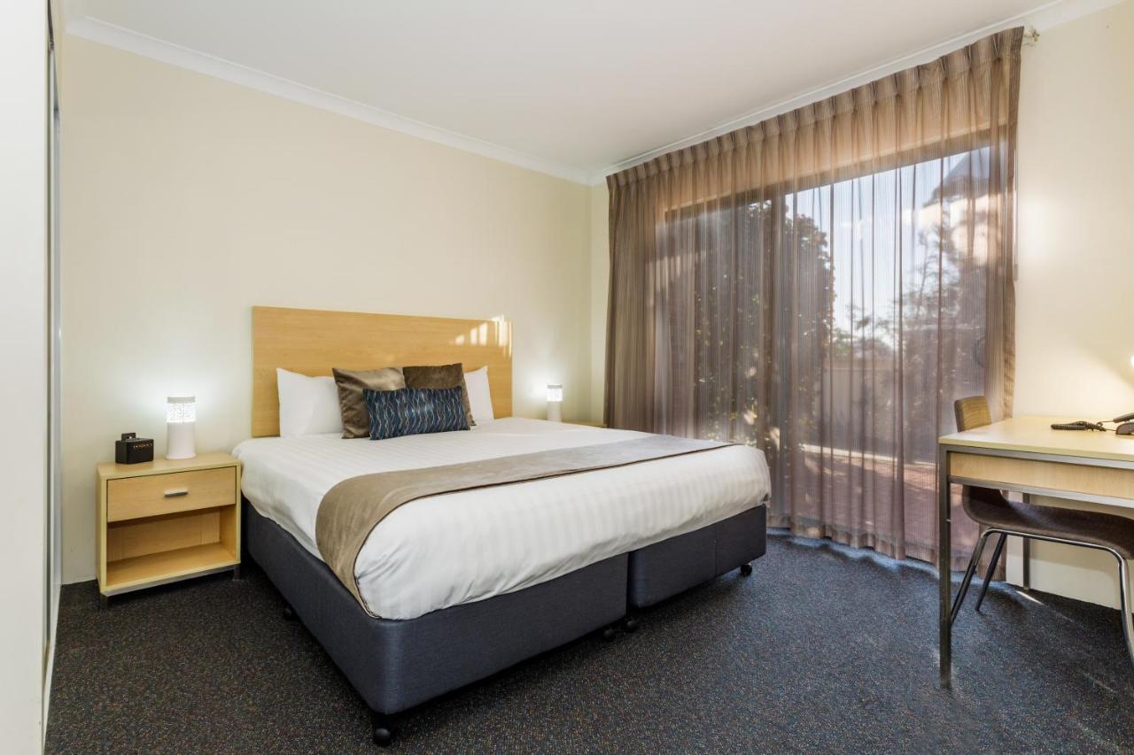 Perth Ascot Central Apartment Hotel Official מראה חיצוני תמונה