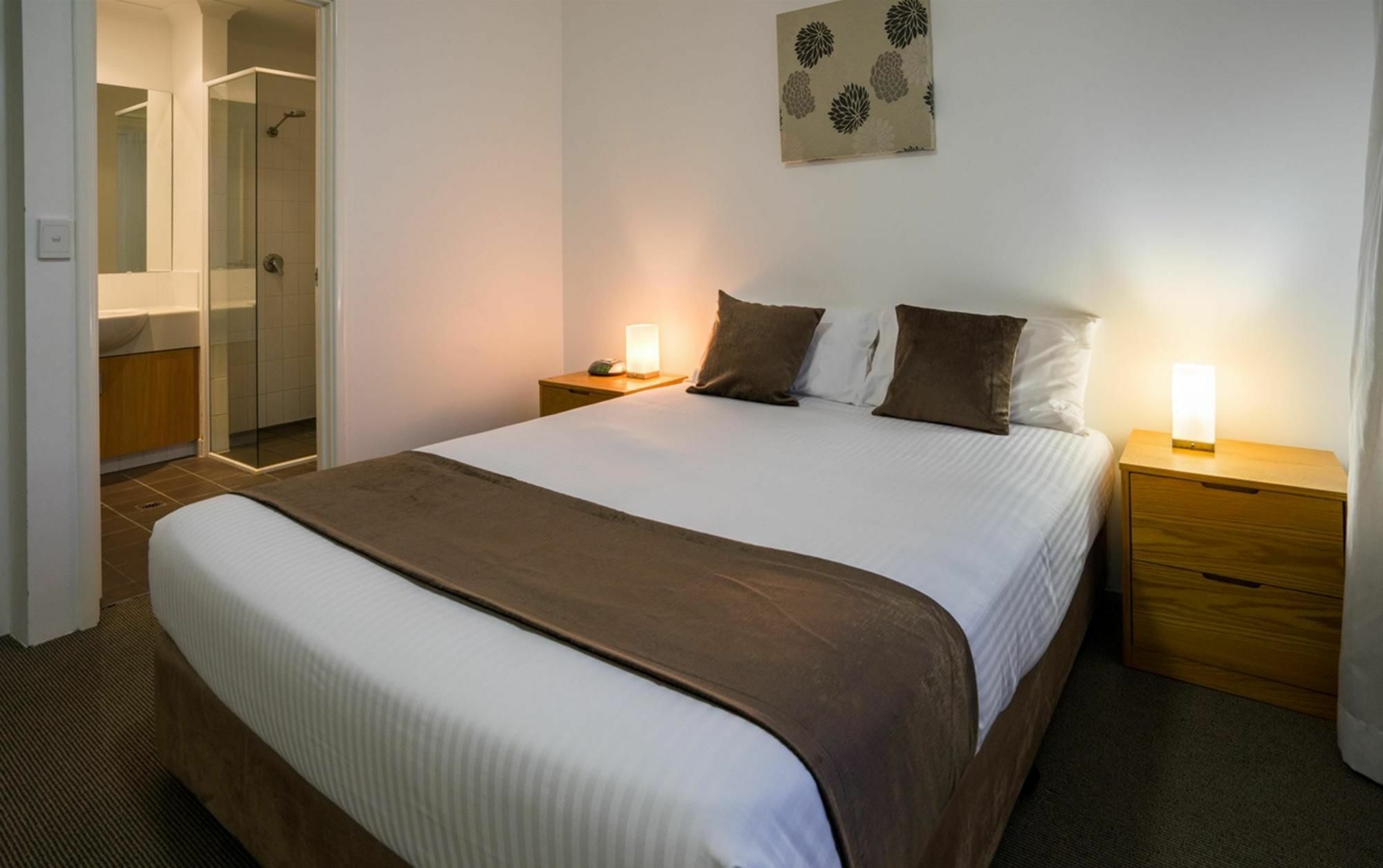 Perth Ascot Central Apartment Hotel Official מראה חיצוני תמונה