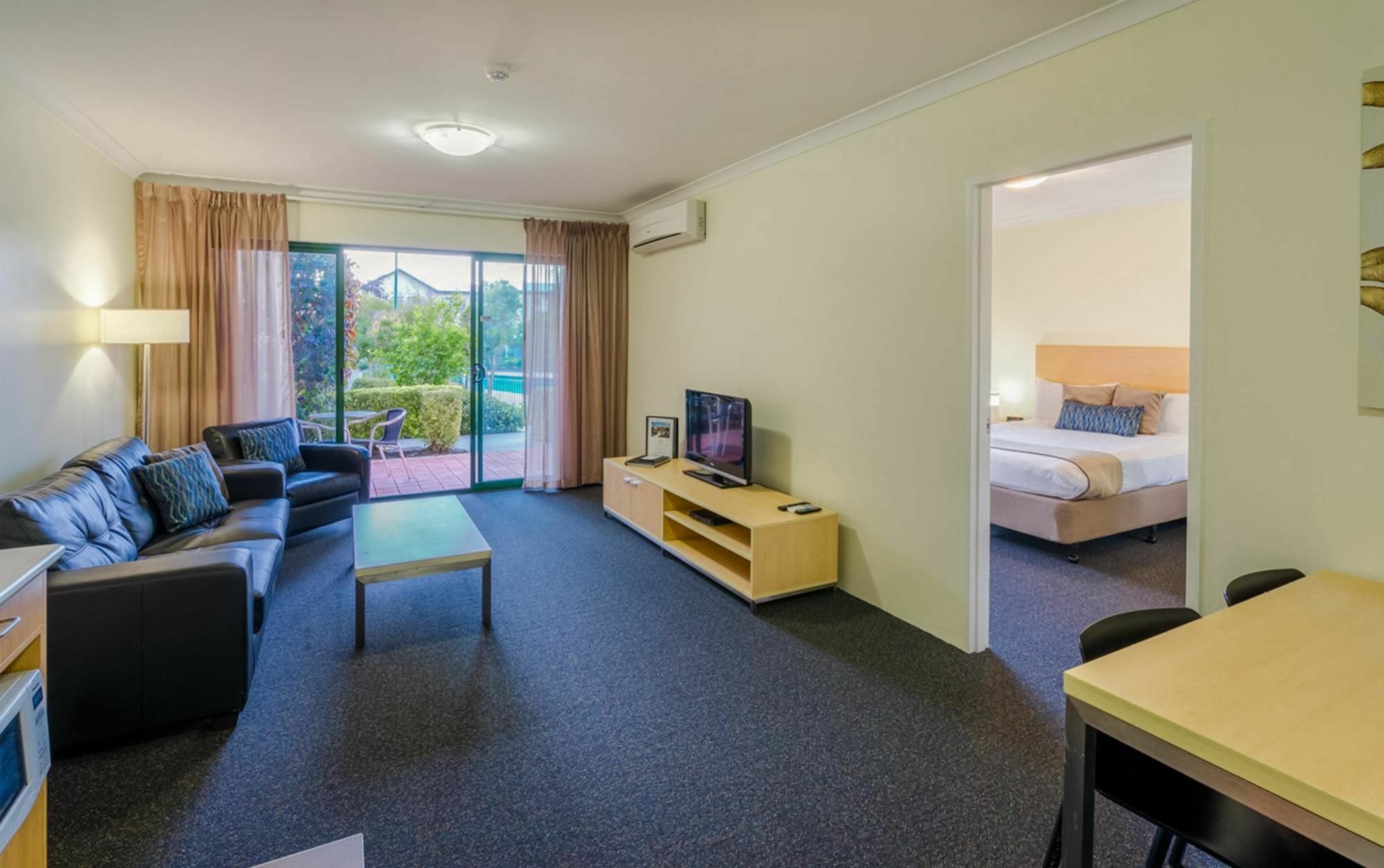 Perth Ascot Central Apartment Hotel Official מראה חיצוני תמונה