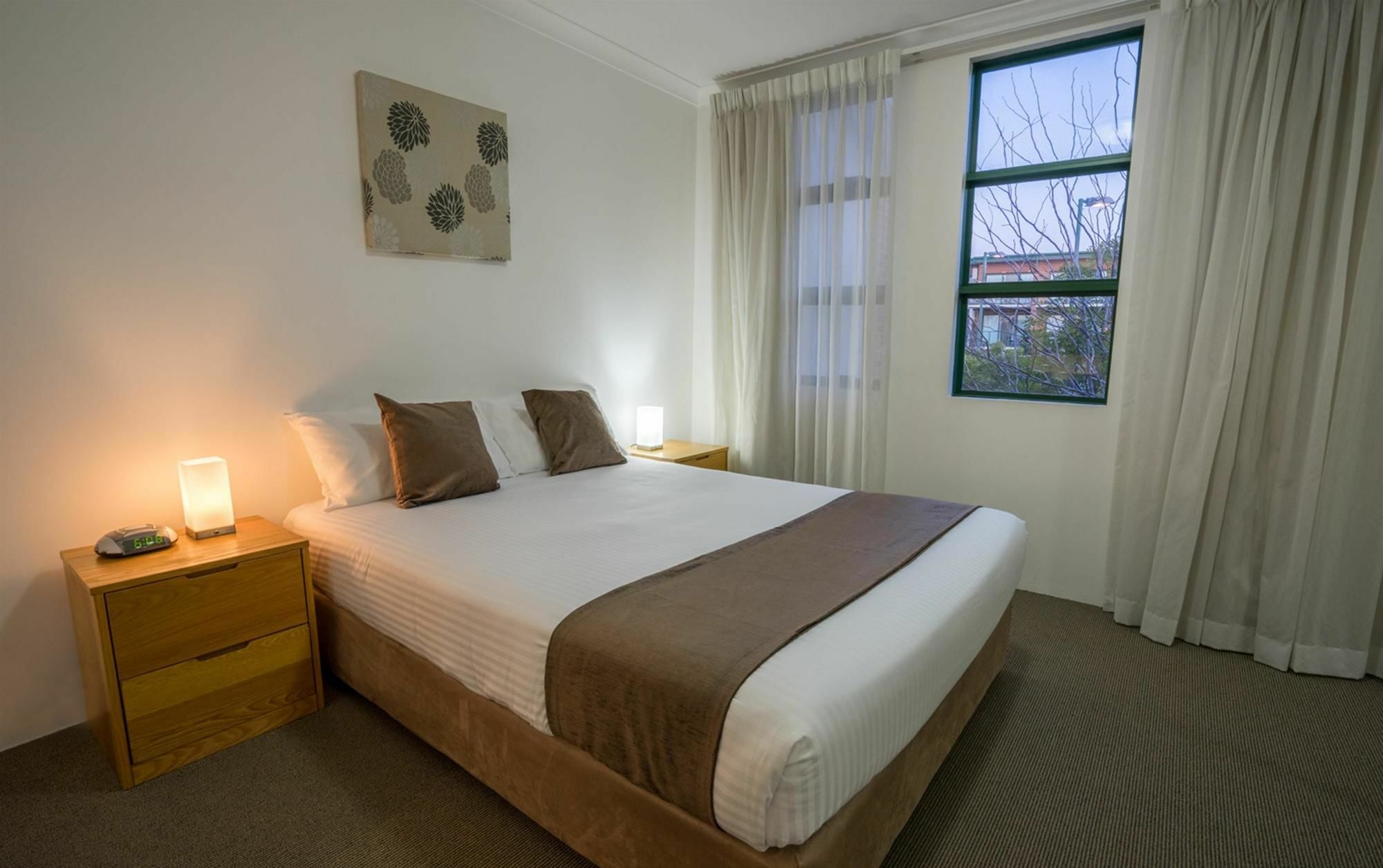 Perth Ascot Central Apartment Hotel Official מראה חיצוני תמונה