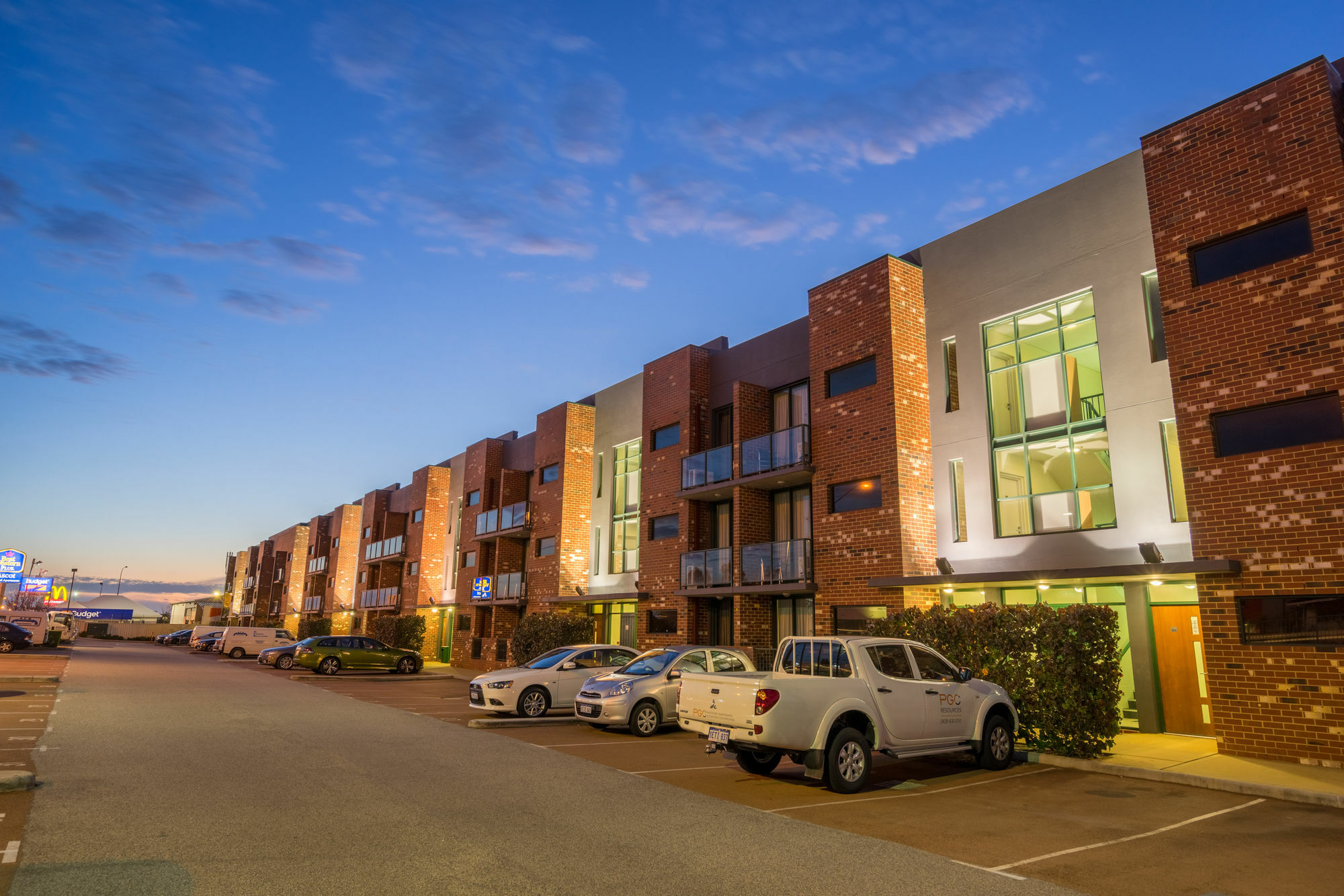 Perth Ascot Central Apartment Hotel Official מראה חיצוני תמונה